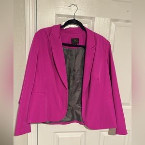 Beautiful suit blazer top